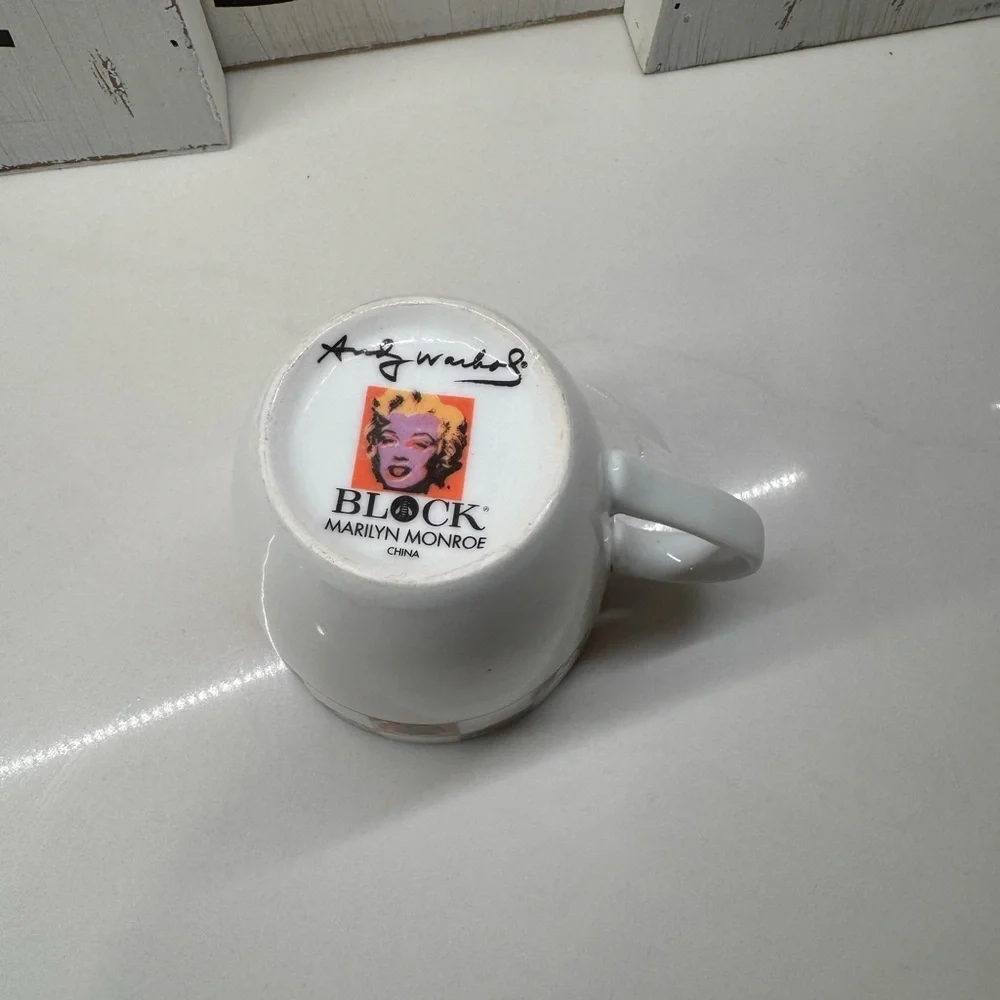 Andy Warhol Marilyn Monroe Mug Block China